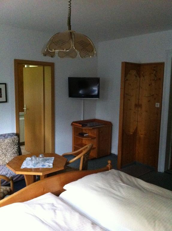 Pension Tannenrausch Friedrichroda Room photo